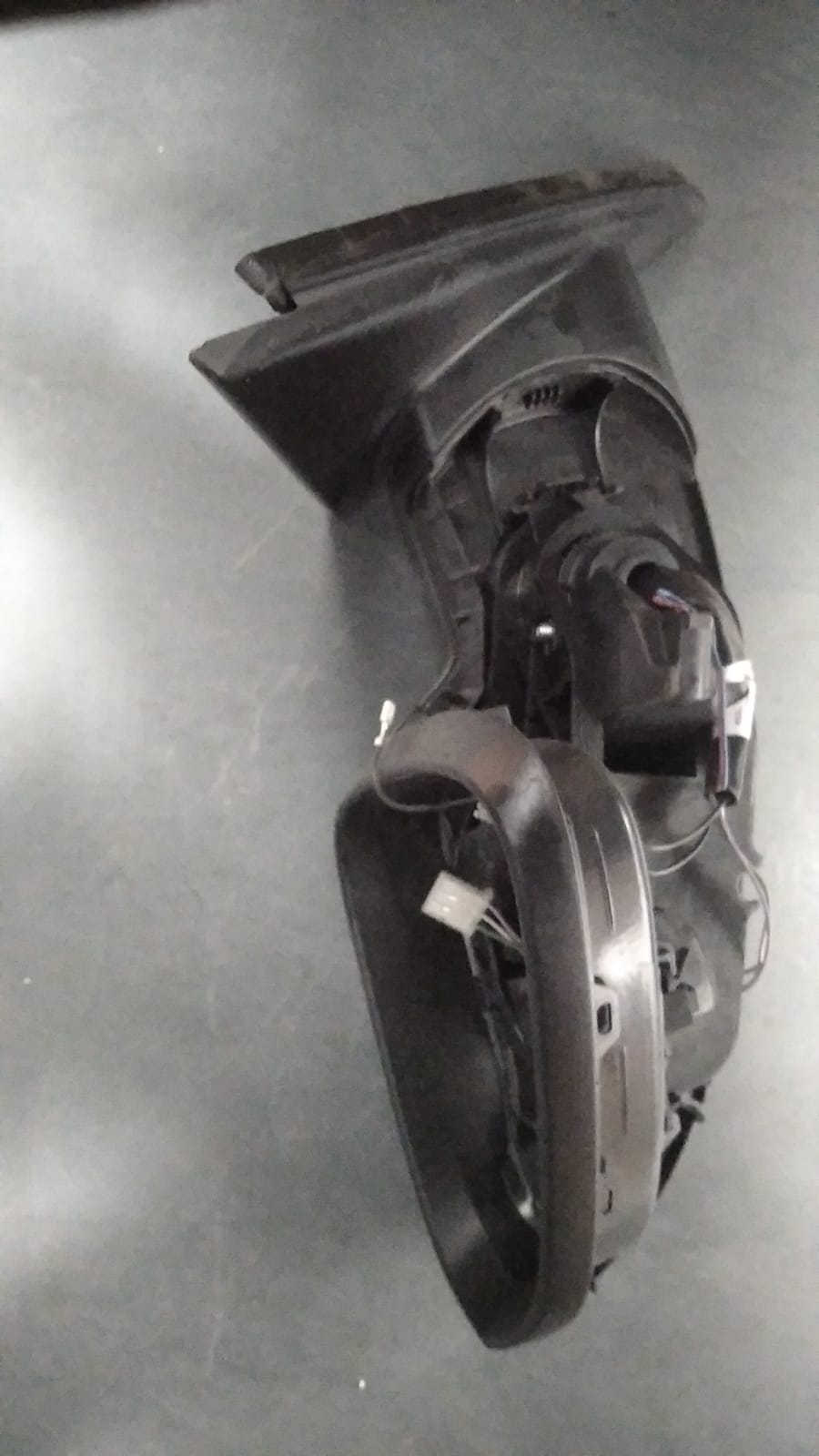 Opel İnsignia A Sağ Dış Dikiz Ayna Gövdesi