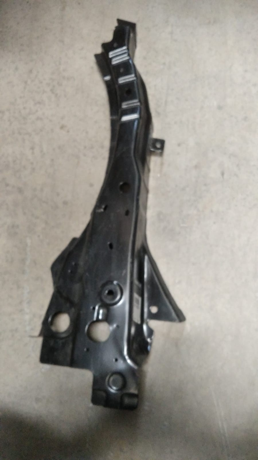 Renault Fluence Megane 3 Sol Çamurluk Takviye Sacı