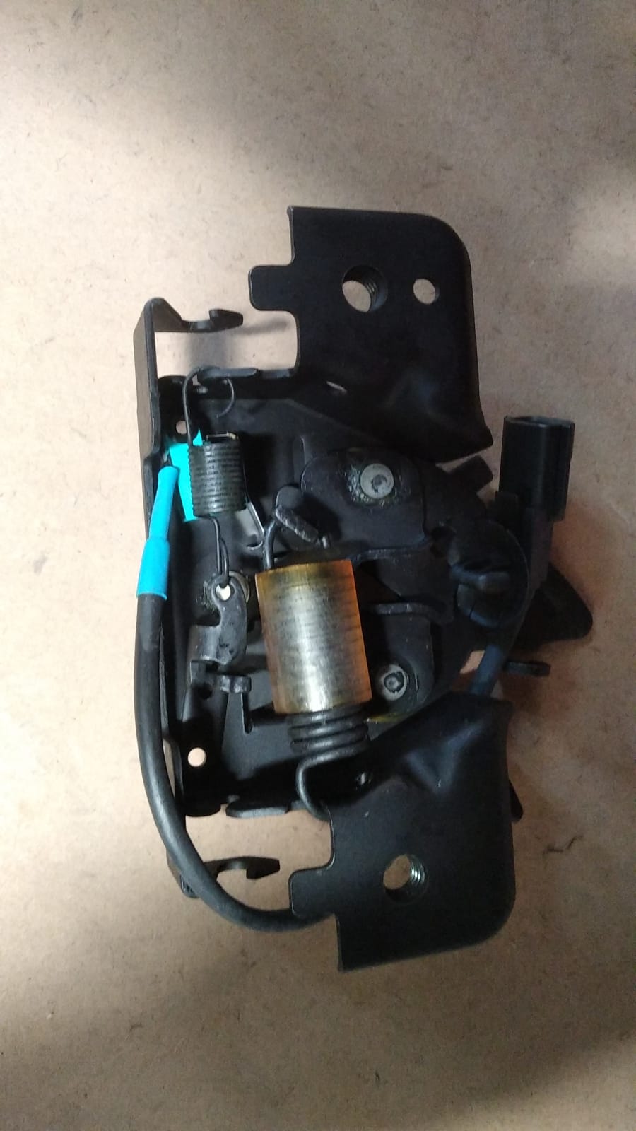 Megane 4-IV Motor Kaput Kilidi 2016-