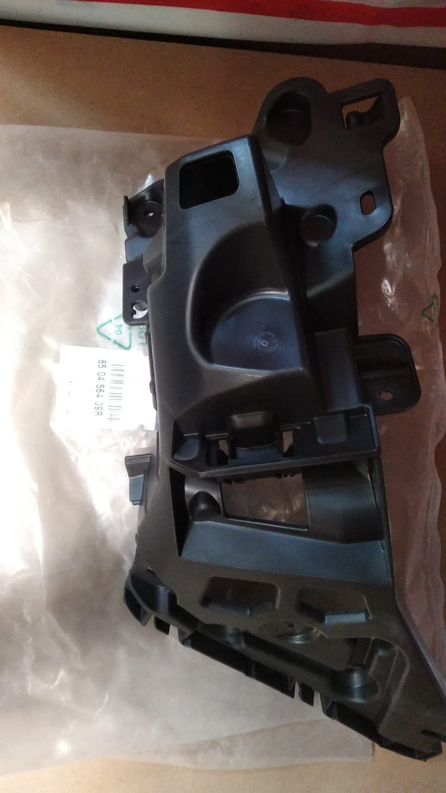 Clio 4-IV Arka Sol Tampon Braketi (2013-2020)