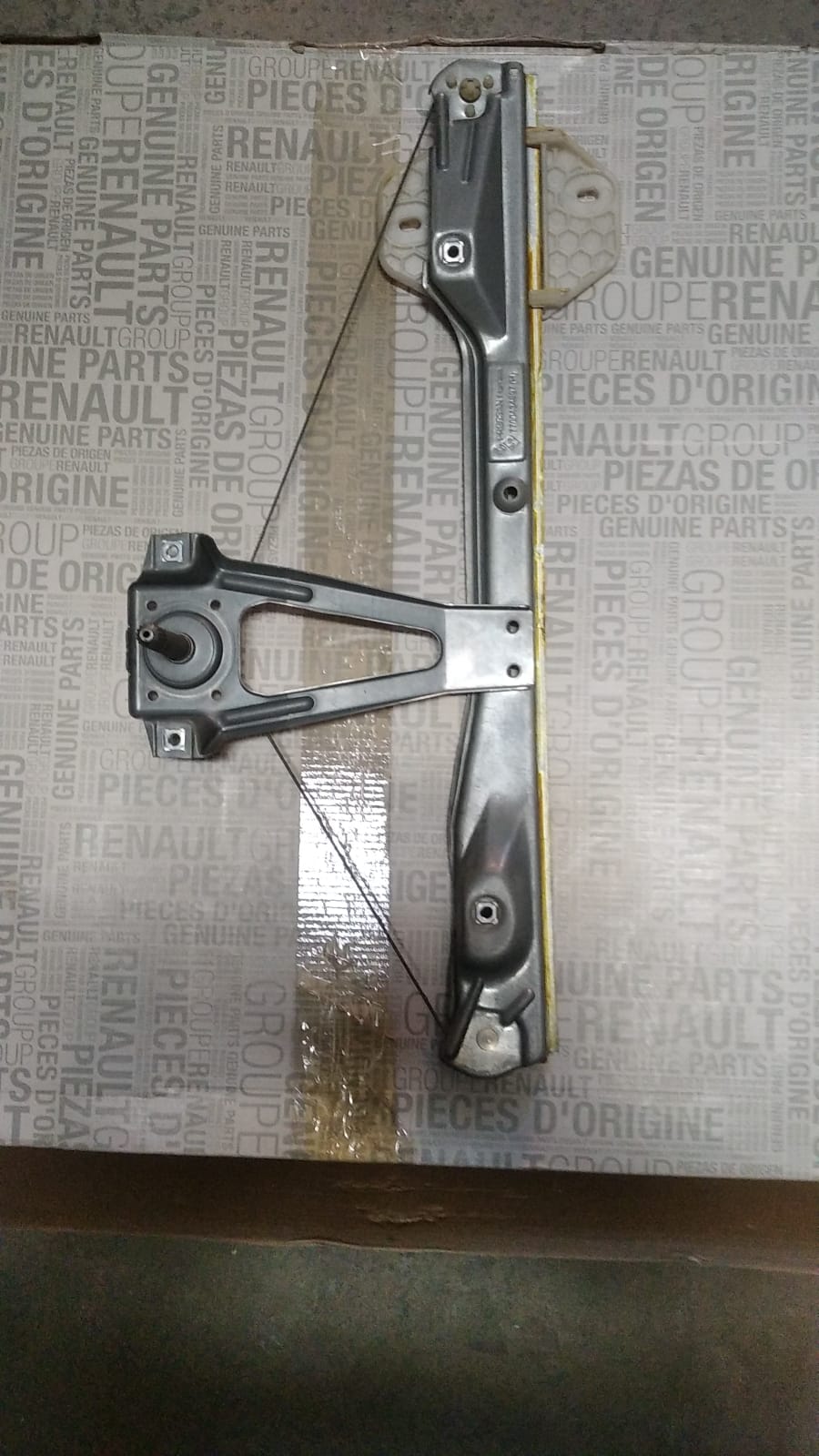 Renault Clio 2 Sol Arka Cam Krikosu